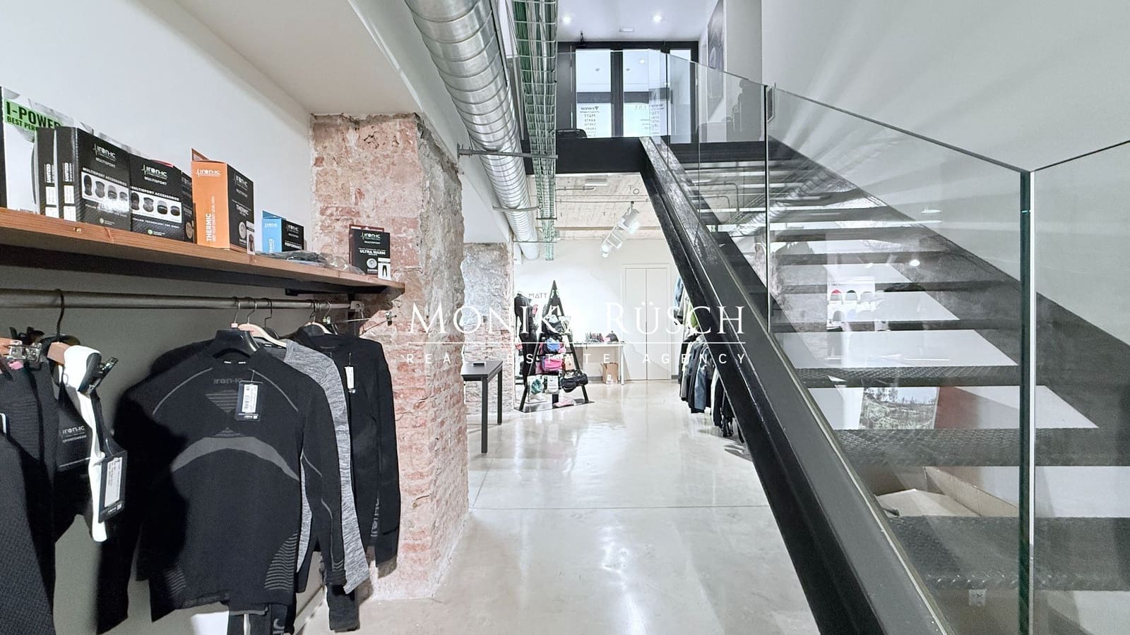 Commercial for rent in Barcelona city - € 2,900 (Ref: 9694668)