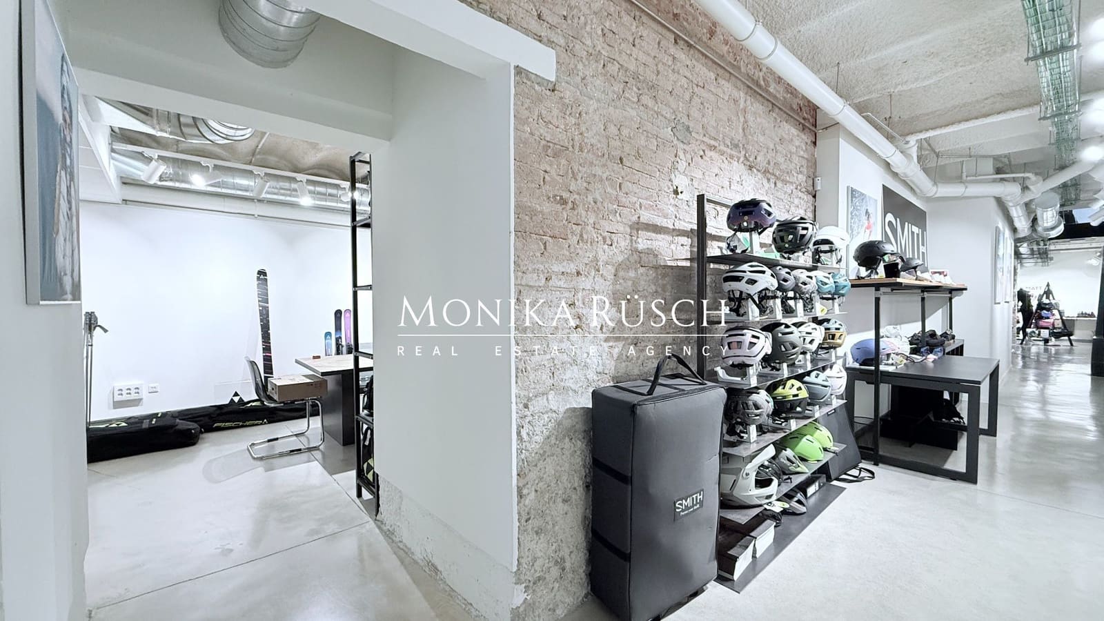 Commercial for rent in Barcelona city - € 2,900 (Ref: 9694668)