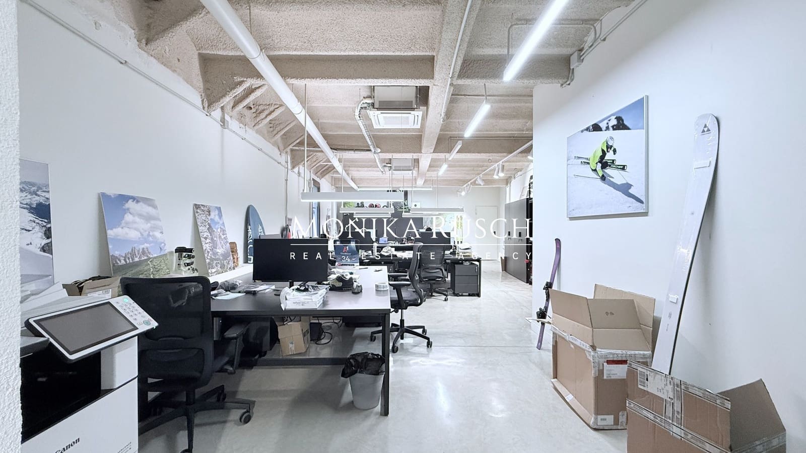 Commercial for rent in Barcelona city - € 2,900 (Ref: 9694668)