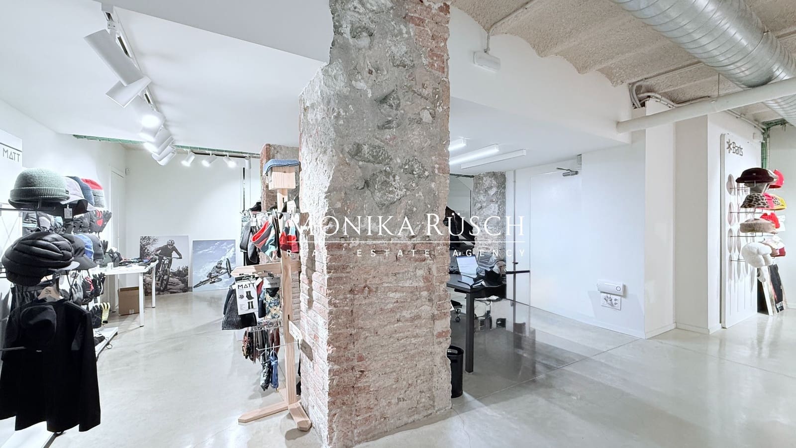 Commercial for rent in Barcelona city - € 2,900 (Ref: 9694668)