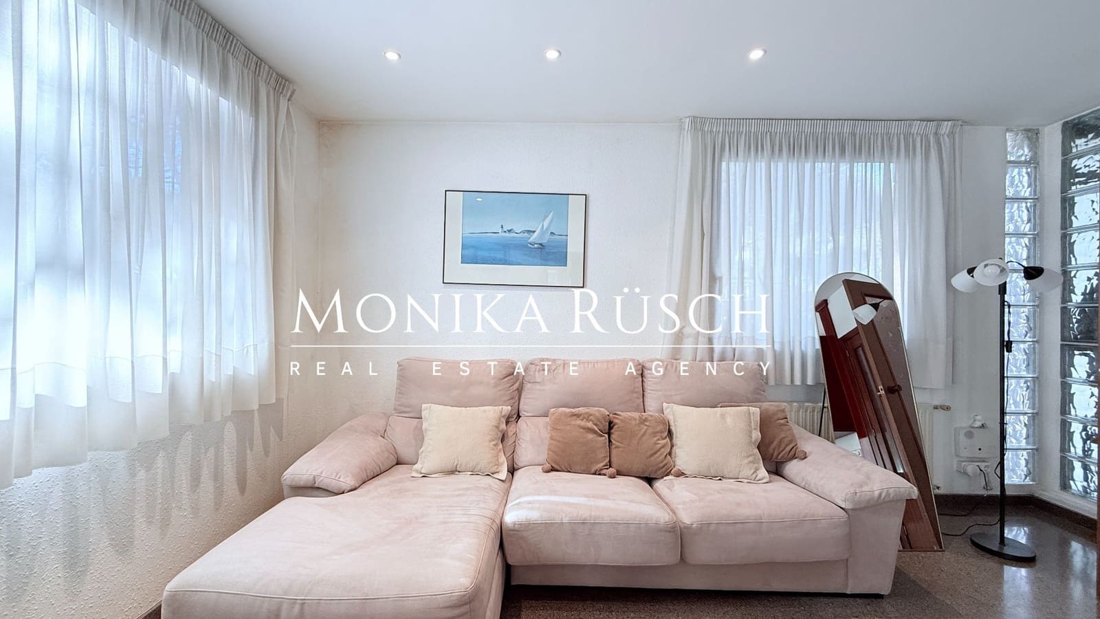 5 quarto Moradia para venda em Gava com piscina garagem - 1 390 000 € (Ref: 9694670)