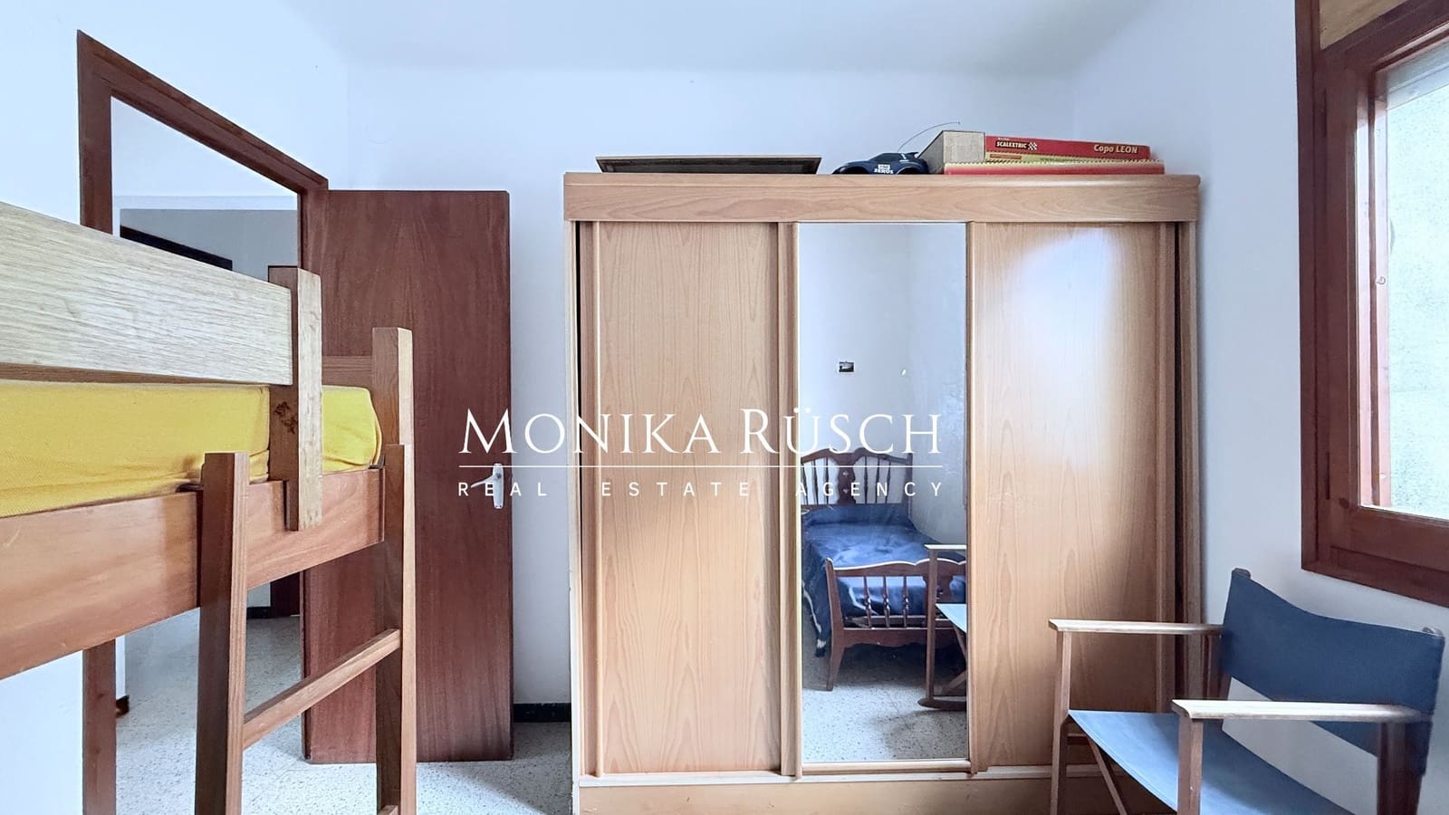 4 bedroom Villa for sale in Palleja with pool garage - € 640,000 (Ref: 9698110)