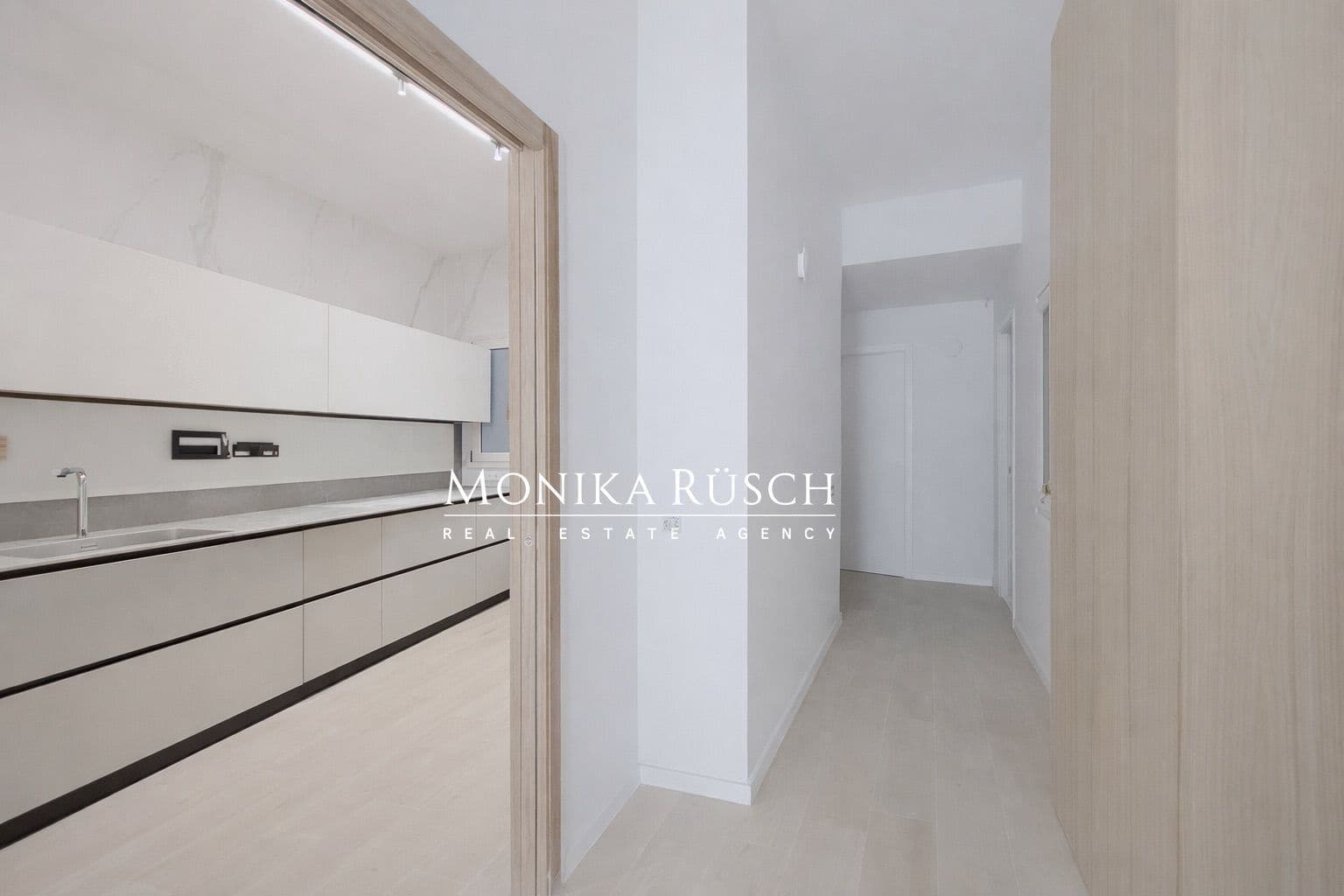 4 bedroom Flat for rent in Barcelona city - € 6,400 (Ref: 9700405)