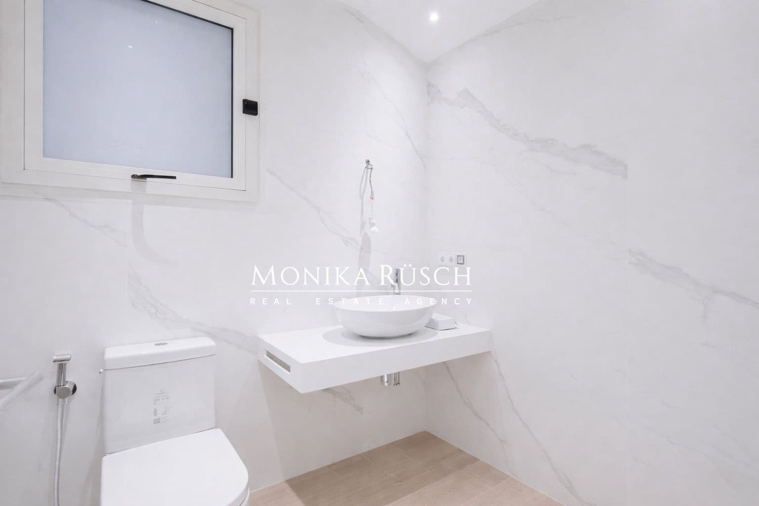 4 bedroom Flat for rent in Barcelona city - € 6,400 (Ref: 9700405)