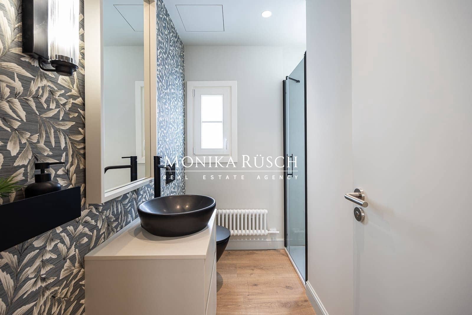 4 bedroom Flat for sale in Barcelona city - € 1,790,000 (Ref: 9714475)
