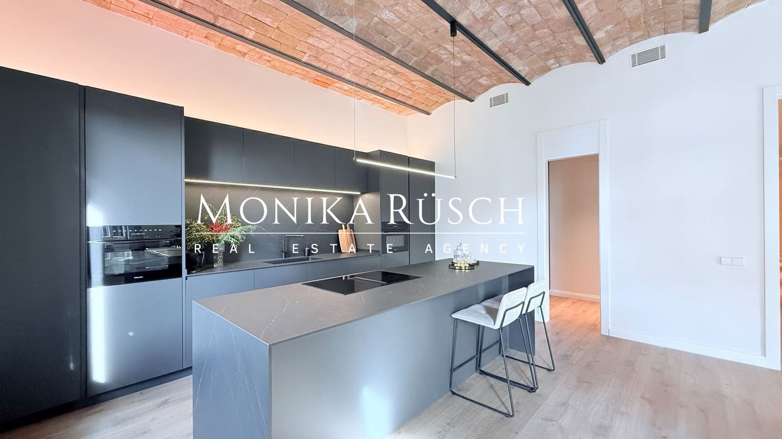 4 soverom Leilighet til salgs i Barcelona by - € 1 985 000 (Ref: 9714476)