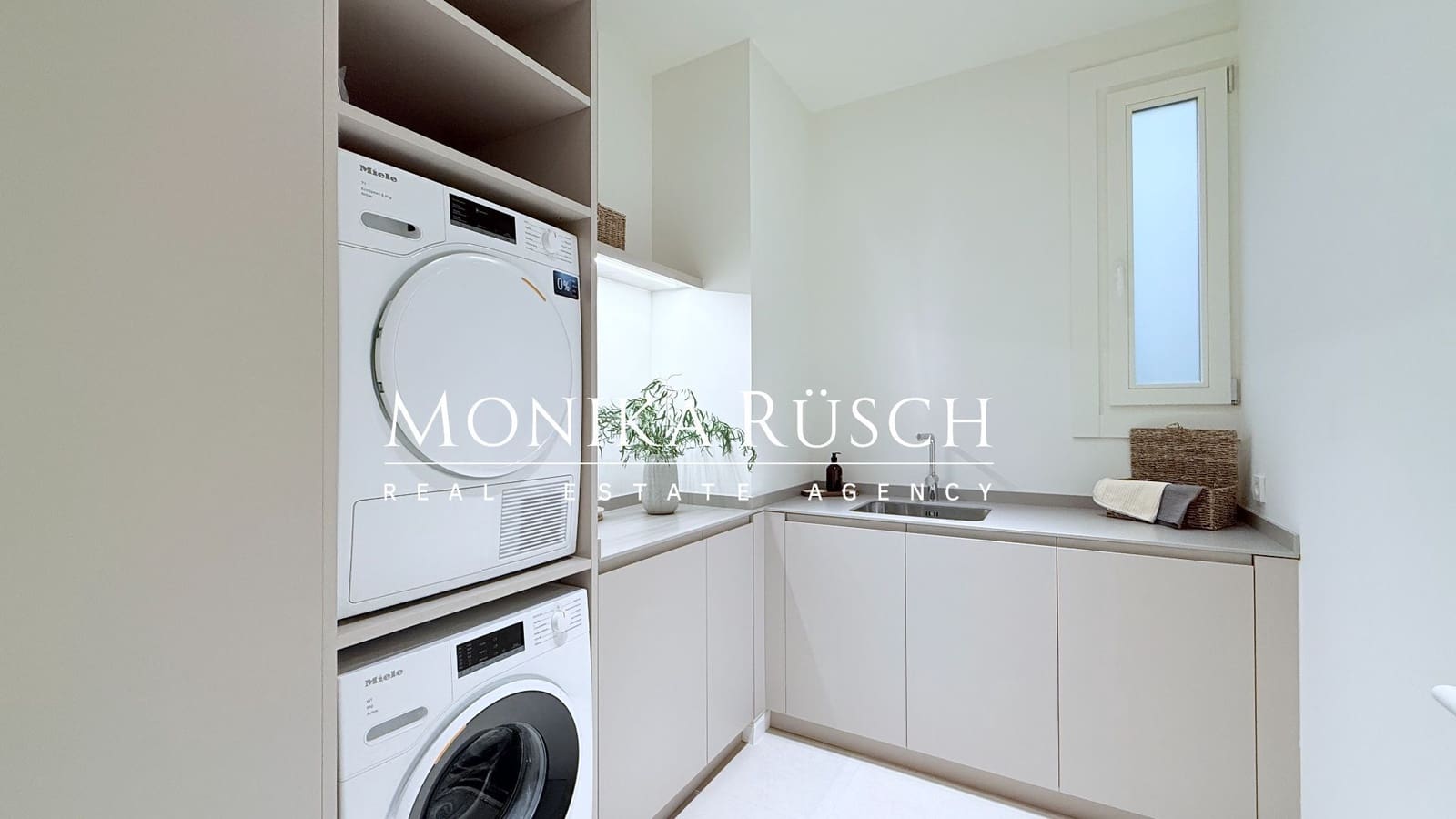 4 soverom Leilighet til salgs i Barcelona by - € 1 985 000 (Ref: 9714476)