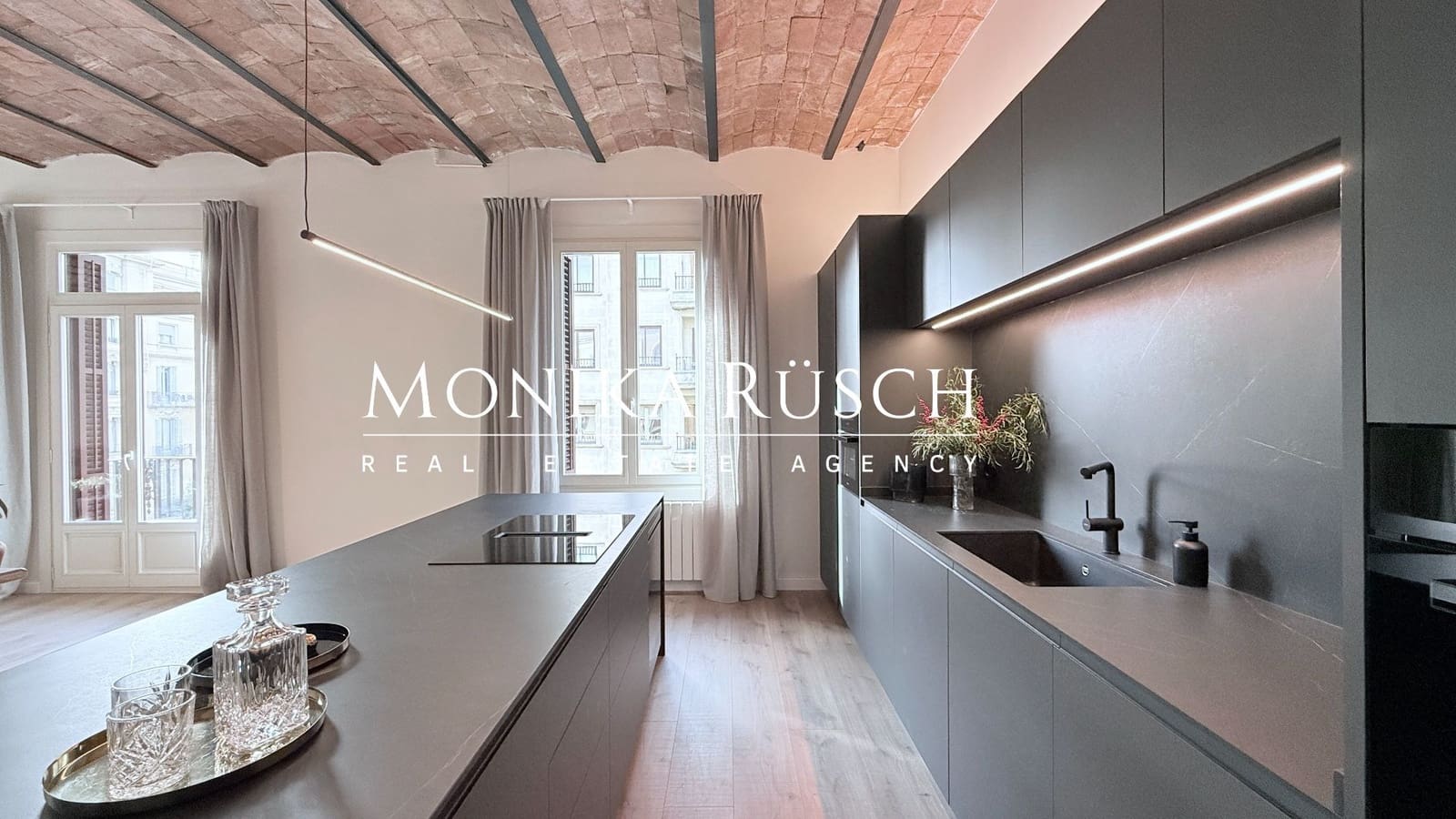 4 soverom Leilighet til salgs i Barcelona by - € 1 985 000 (Ref: 9714476)