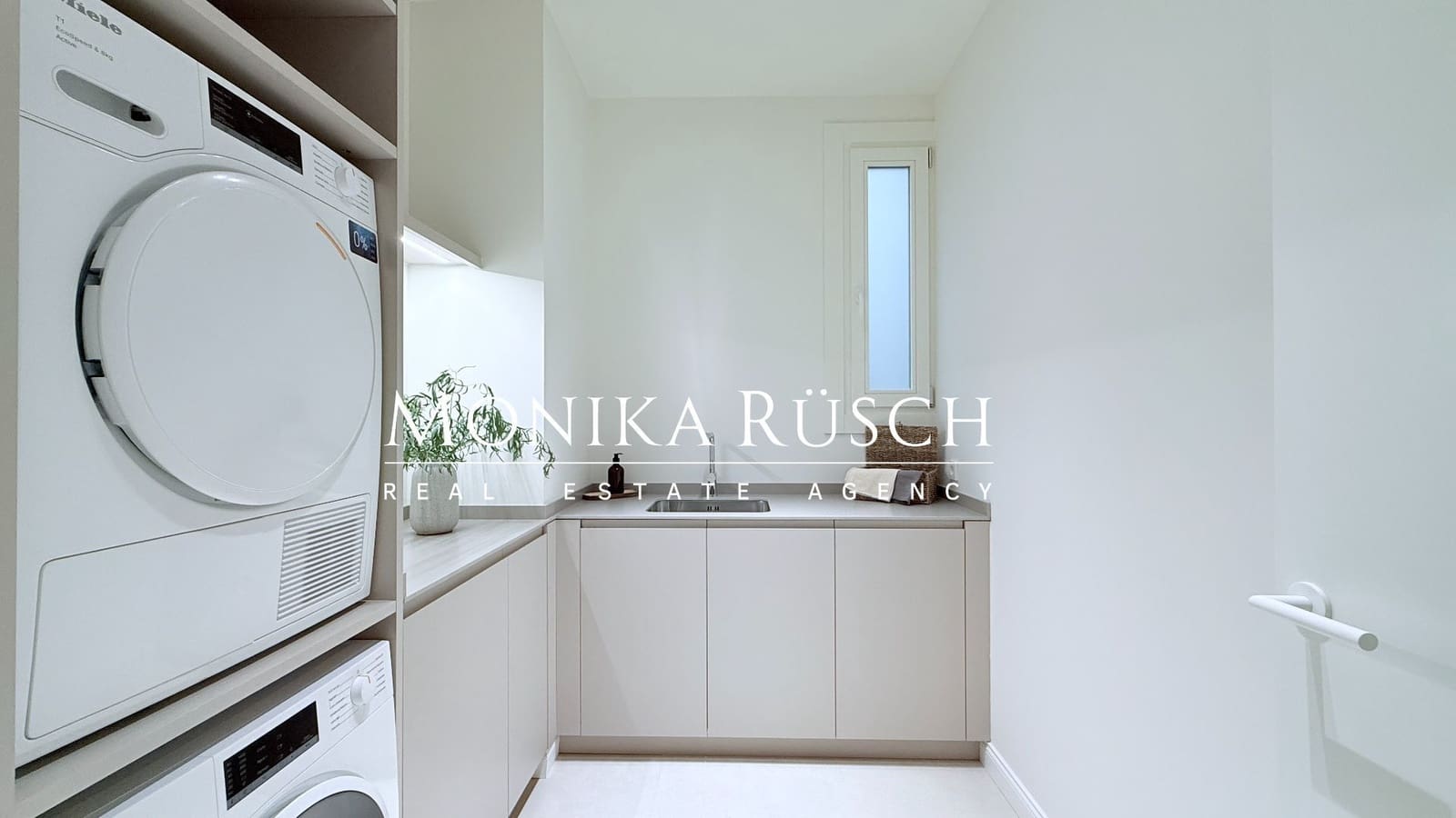 4 soverom Leilighet til salgs i Barcelona by - € 1 985 000 (Ref: 9714476)