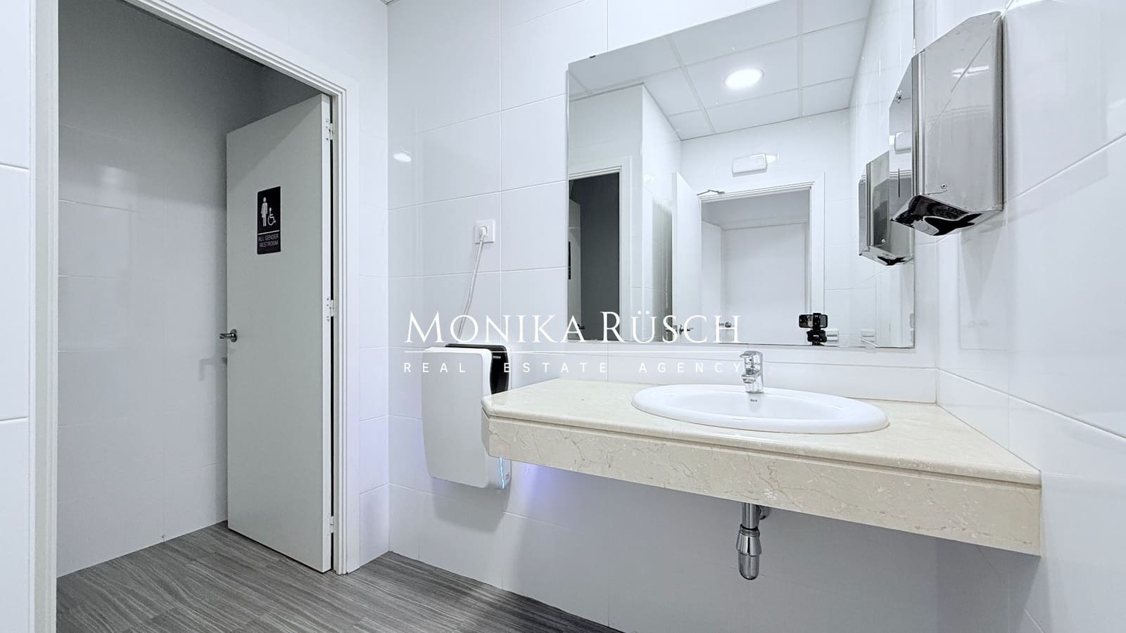 Office for rent in Barcelona city with garage - € 7,525 (Ref: 9726312)