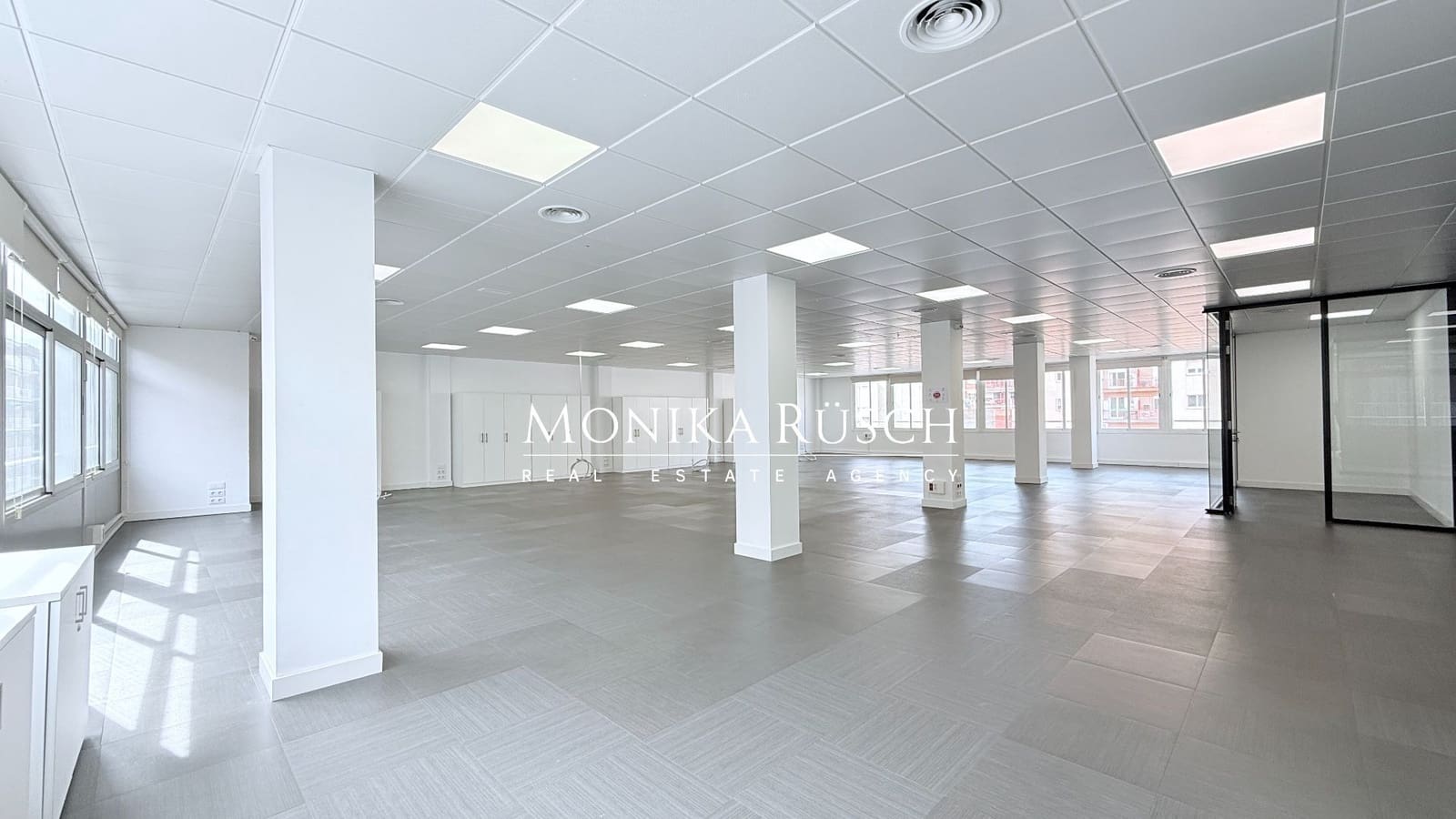 Office for rent in Barcelona city with garage - € 7,525 (Ref: 9726312)