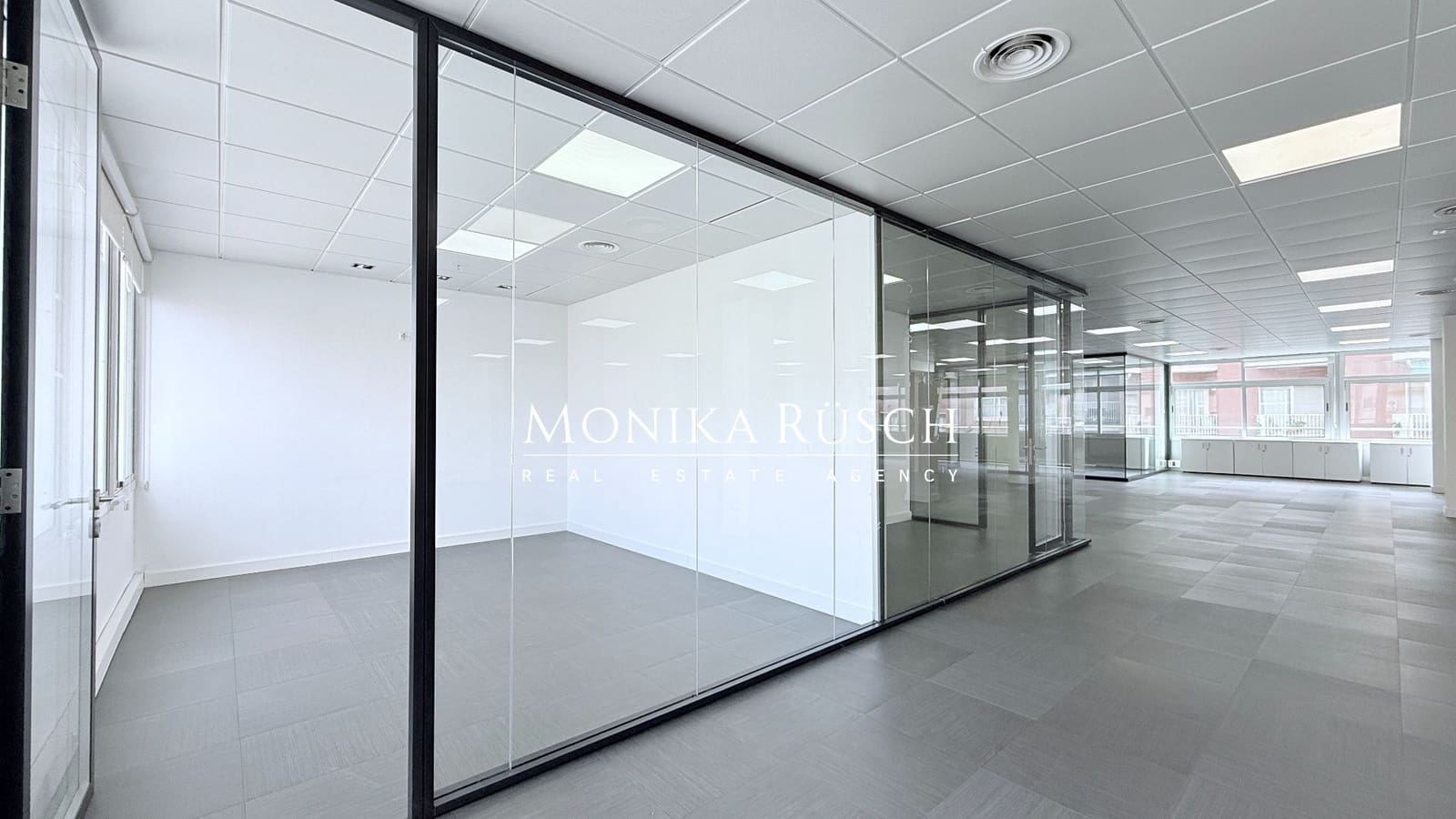 Office for rent in Barcelona city with garage - € 7,525 (Ref: 9726312)