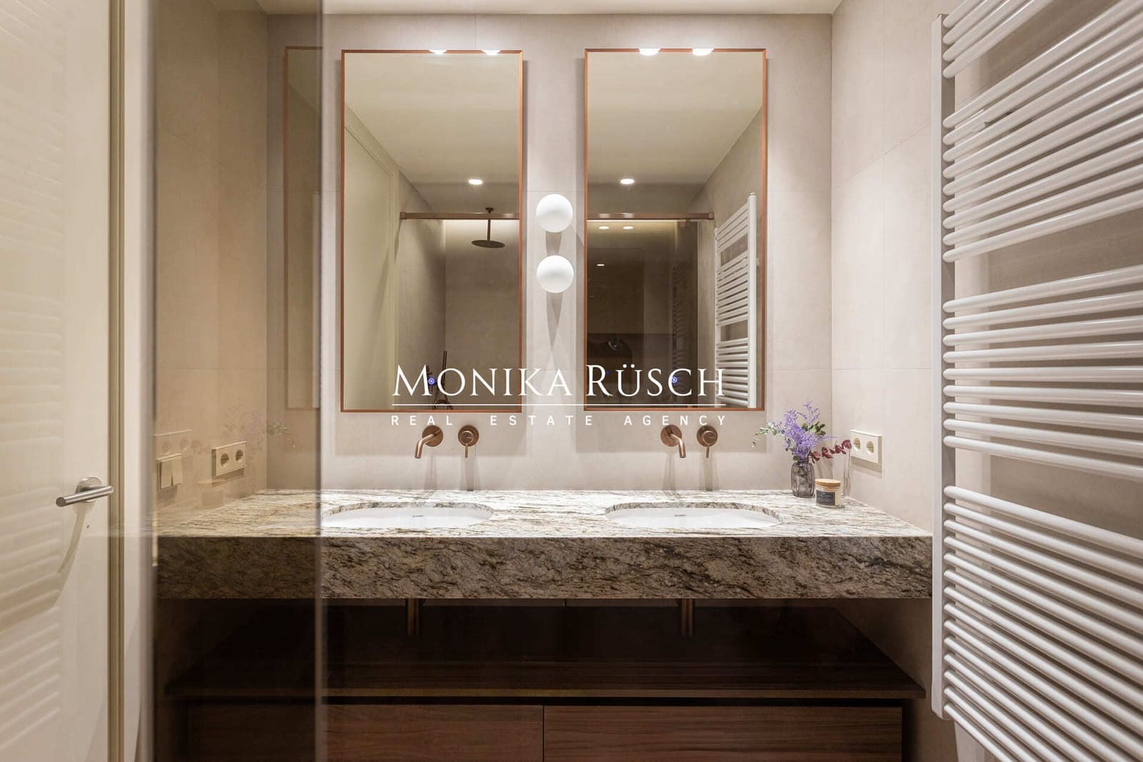 4 bedroom Flat for sale in Barcelona city - € 1,720,000 (Ref: 9726313)