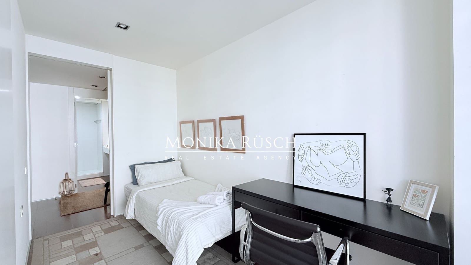 2 bedroom Flat for sale in Barcelona city with garage - € 950,000 (Ref: 9735149)