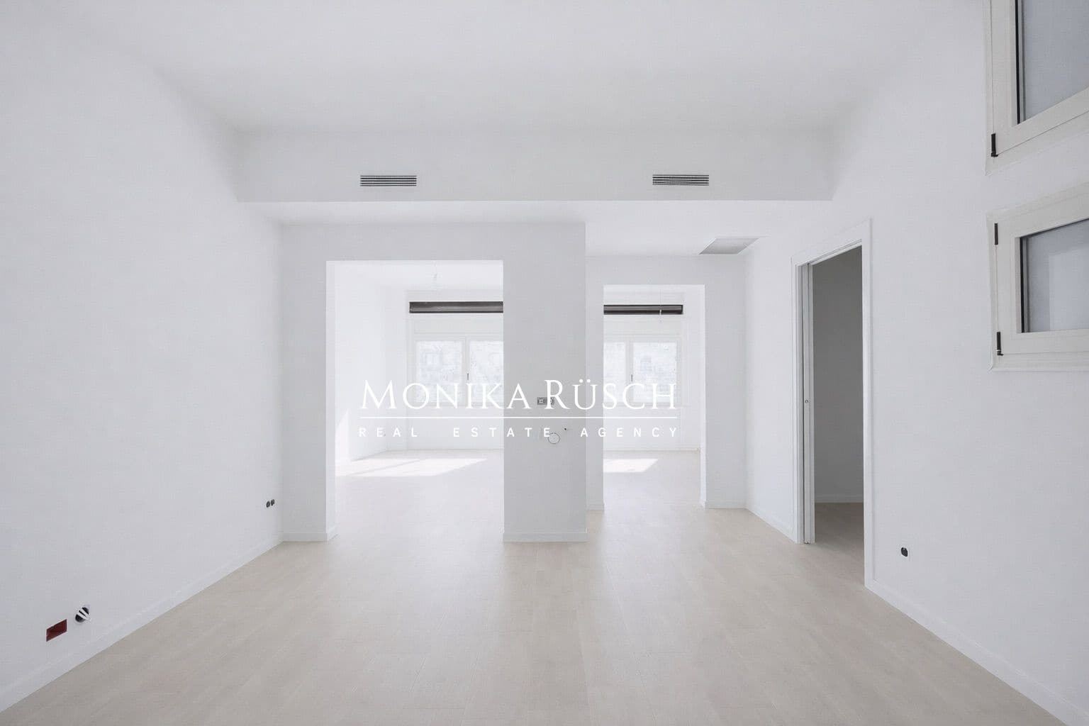 4 makuuhuone Asunto vuokrattavana paikassa Barcelona kaupunki - 5 900 € (Ref: 9758517)