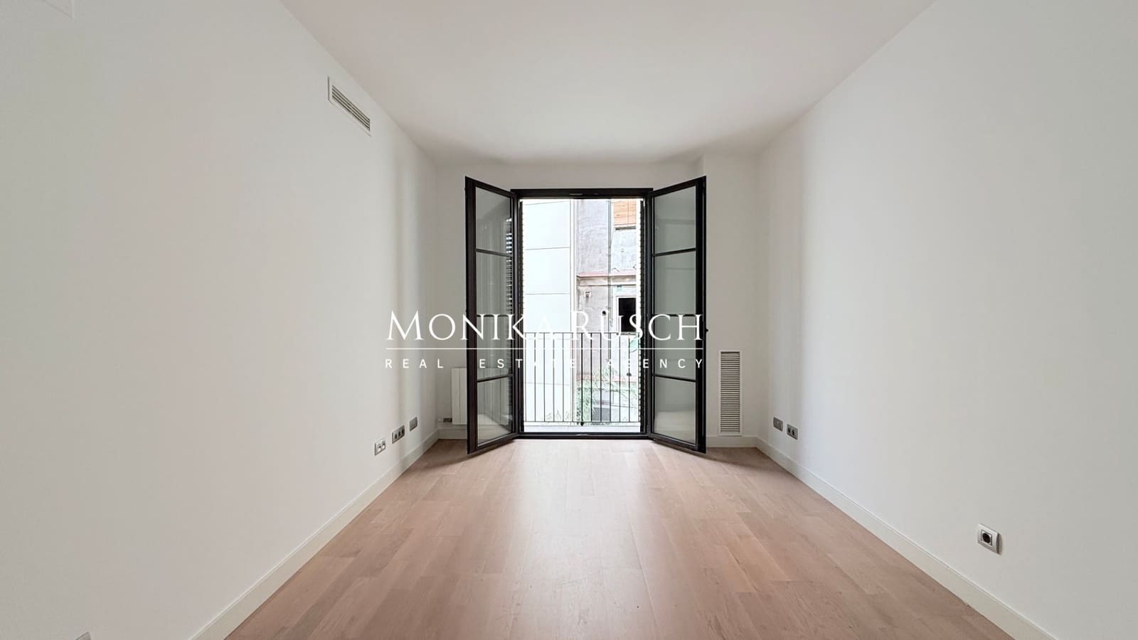 1 sypialnia Mieszkanie na sprzedaż w Miasto Barcelona z basenem - 425 000 € (Ref: 9761660)