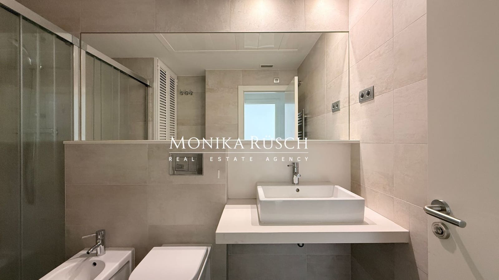 1 sypialnia Mieszkanie na sprzedaż w Miasto Barcelona z basenem - 425 000 € (Ref: 9761660)