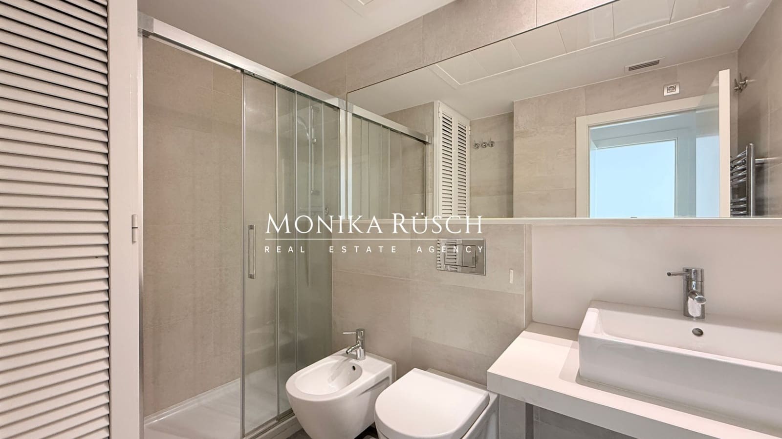 1 sypialnia Mieszkanie na sprzedaż w Miasto Barcelona z basenem - 425 000 € (Ref: 9761660)