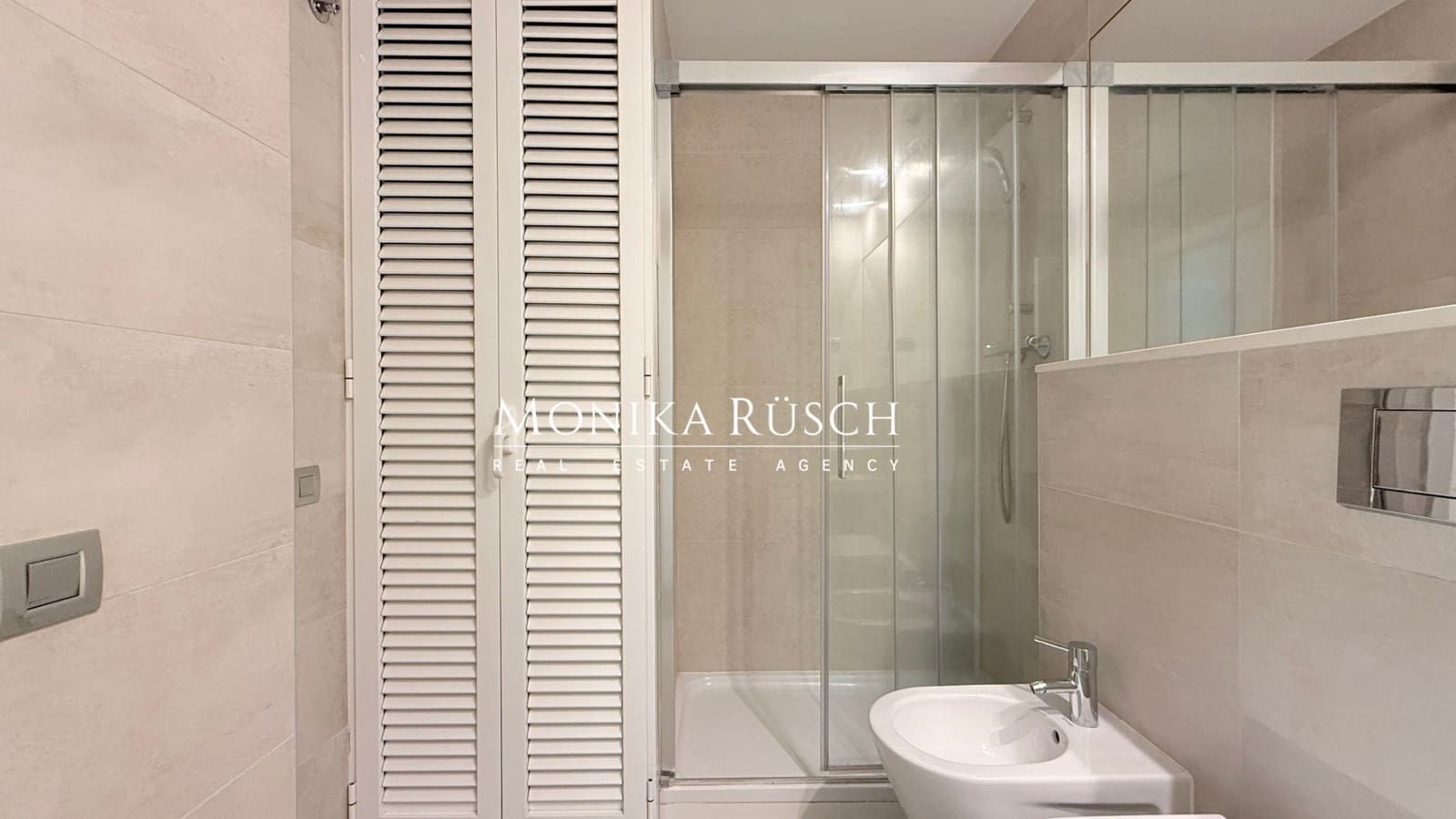 1 sypialnia Mieszkanie na sprzedaż w Miasto Barcelona z basenem - 425 000 € (Ref: 9761660)