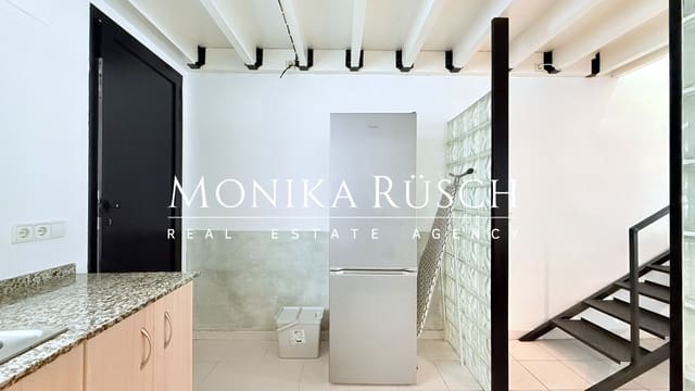 2 makuuhuone Omakotitalo vuokrattavana paikassa Barcelona kaupunki mukana 
autotalli - 1 452 € (Ref: 9777639)