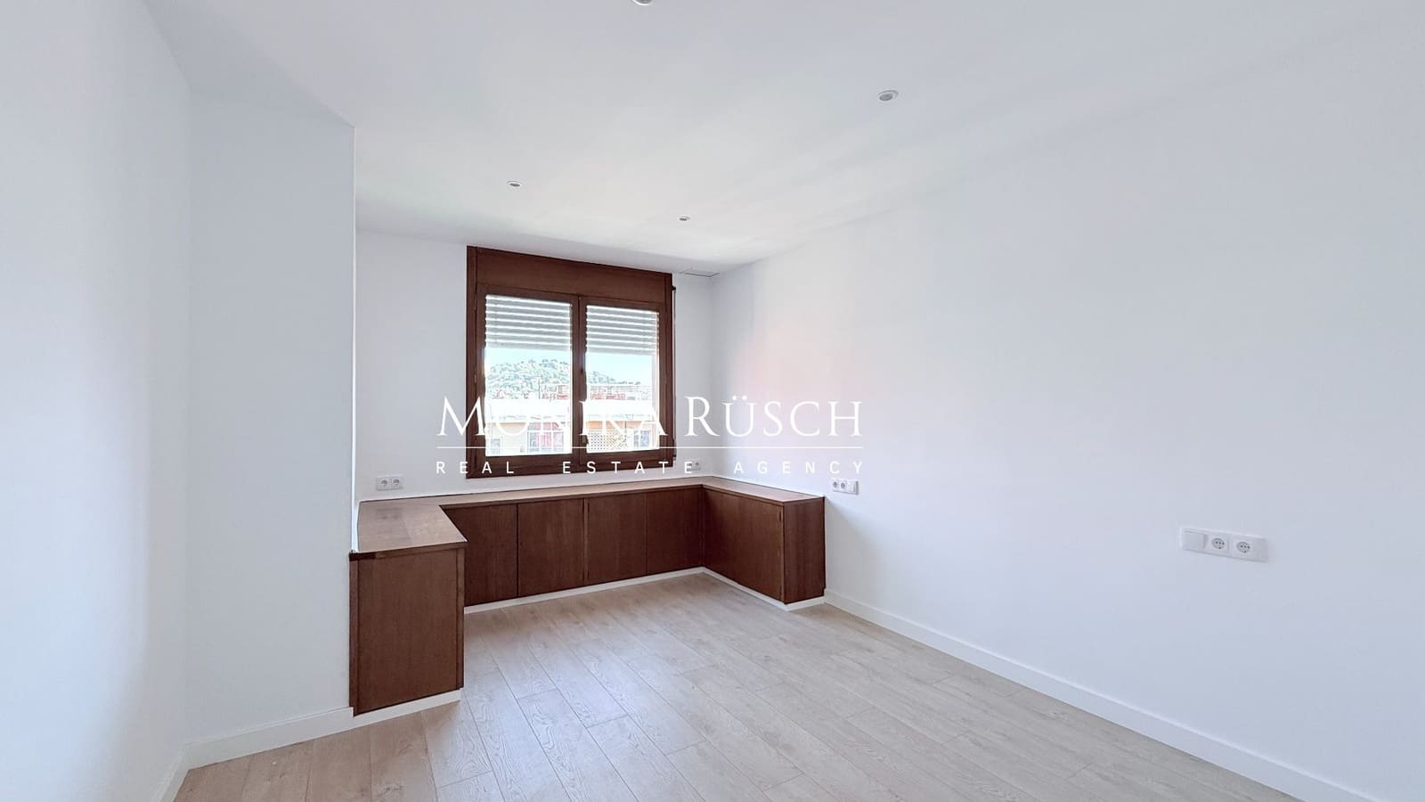 3 bedroom Flat for rent in Barcelona city - € 1,713 (Ref: 9782975)