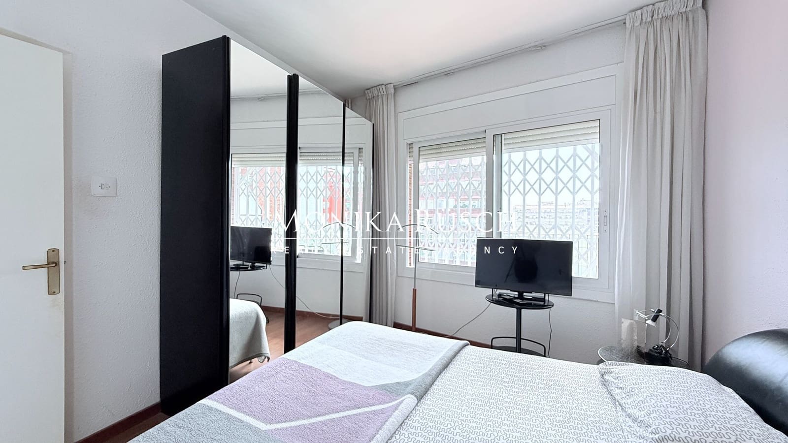 4 chambre Appartement à vendre à Barcelone ville - 550 000 € (Ref: 9788132)