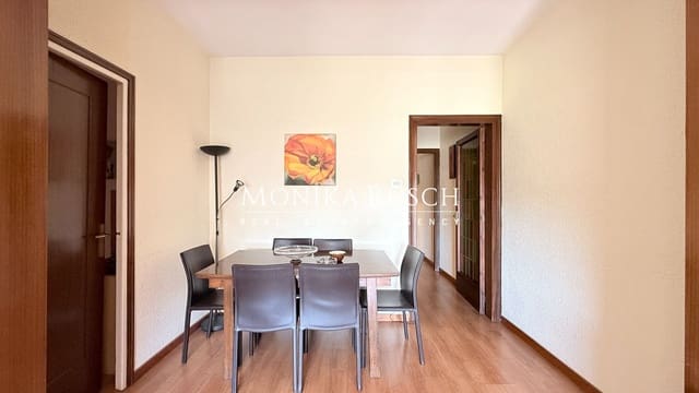 4 slaapkamer Flat te koop in Barcelona stad - € 550.000 (Ref: 9788132)