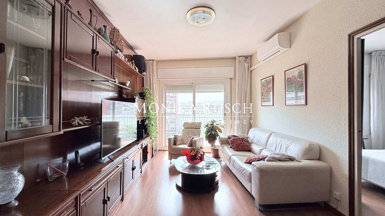 4 chambre Appartement à vendre à Barcelone ville - 550 000 € (Ref: 9788132)