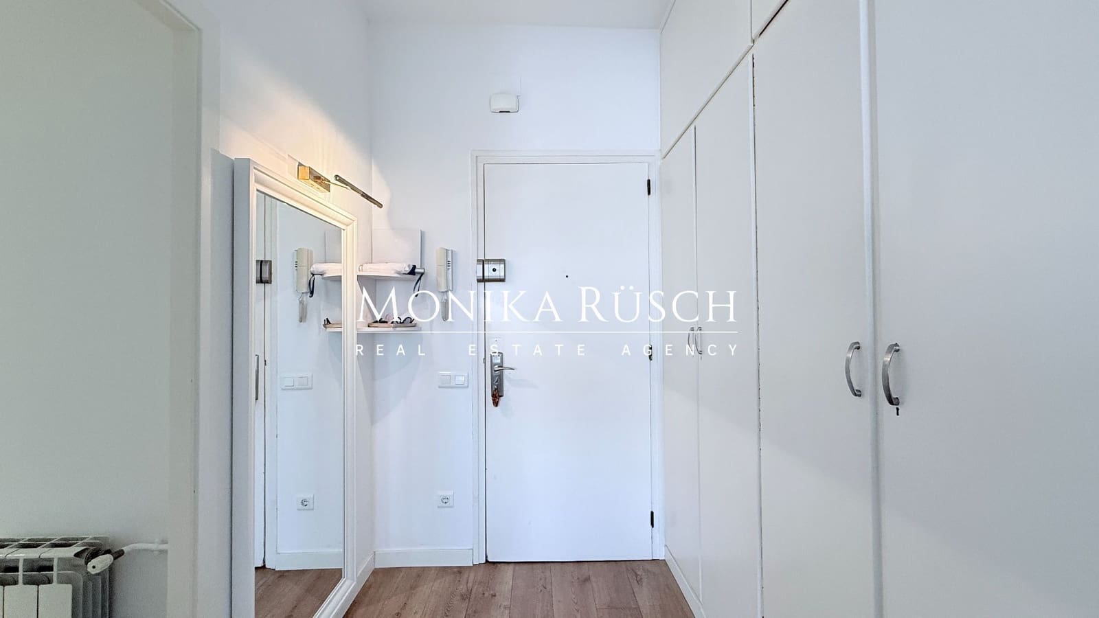 Piso de 2 habitaciones en Barcelona ciudad en alquiler con garaje - 2.140 € (Ref: 9824659)