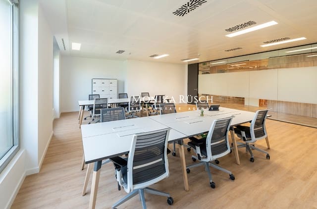 Büro zu vermieten in Les Corts, Barcelona Stadt mit Garage - 1.300 € (Ref: 9835167)