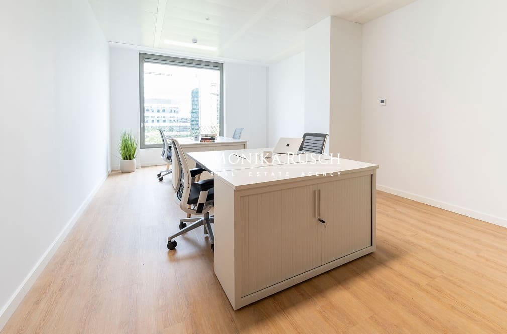 Kontor til leje i Barcelona by med garage - € 1.300 (Ref: 9835167)