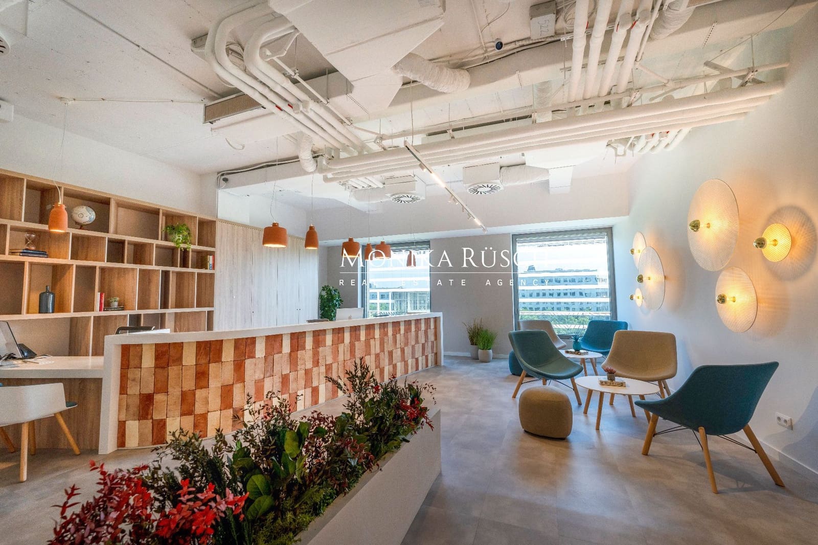 Kontor til leje i Barcelona by med garage - € 1.300 (Ref: 9835167)