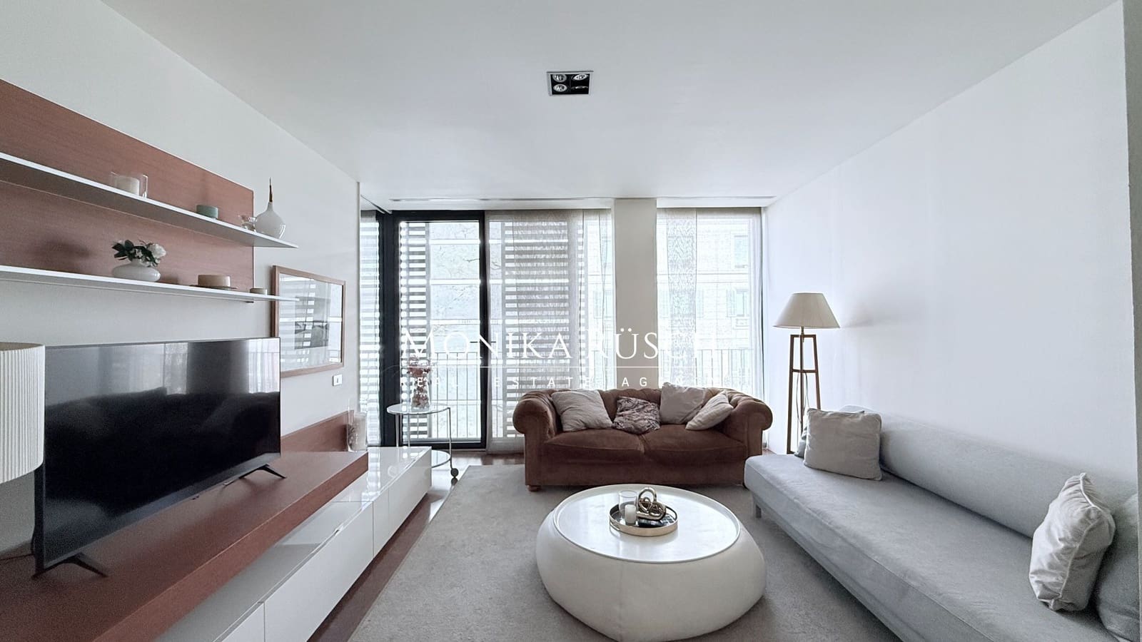 2 bedroom Flat for sale in Barcelona city with garage - € 1,100,000 (Ref: 9838867)