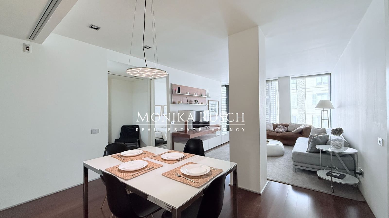 2 bedroom Flat for sale in Barcelona city with garage - € 1,100,000 (Ref: 9838867)