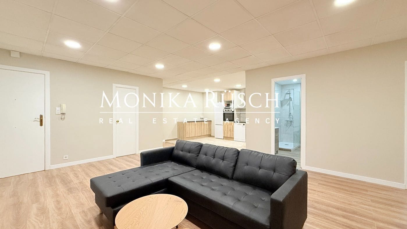 2 slaapkamer Flat te koop in Barcelona stad - € 450.000 (Ref: 9838868)