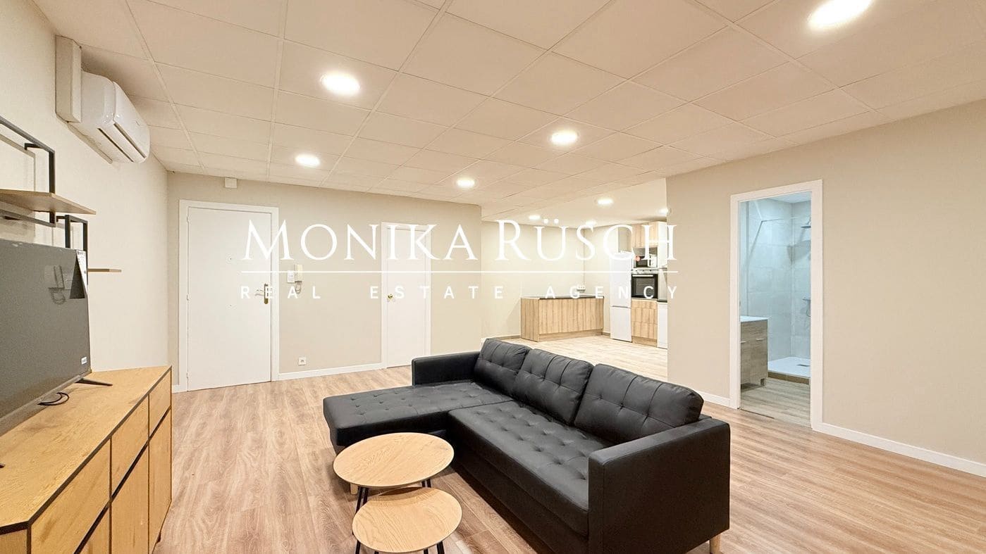 2 slaapkamer Flat te koop in Barcelona stad - € 450.000 (Ref: 9838868)