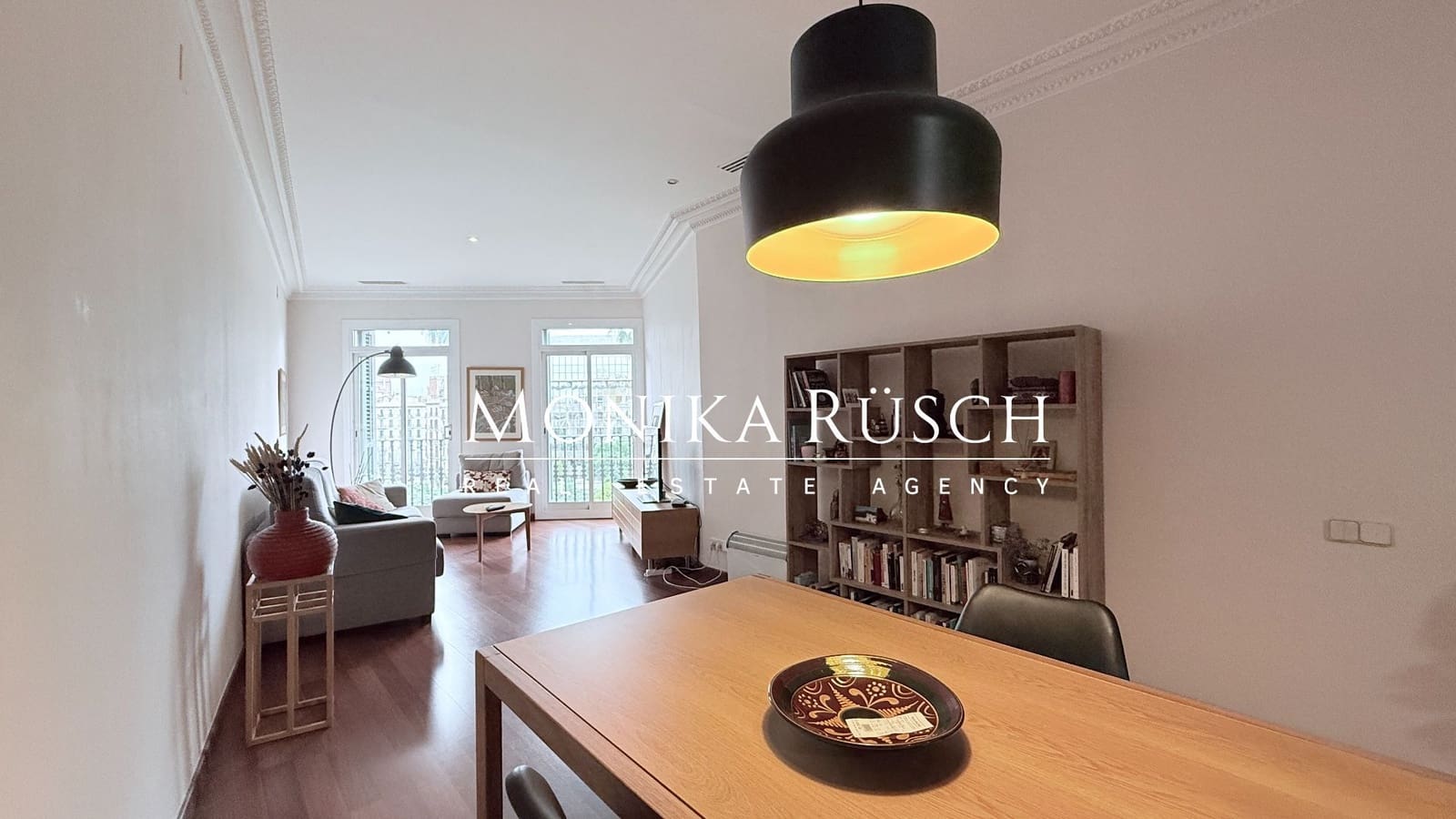 3 slaapkamer Flat te koop in Barcelona stad - € 680.000 (Ref: 9838871)
