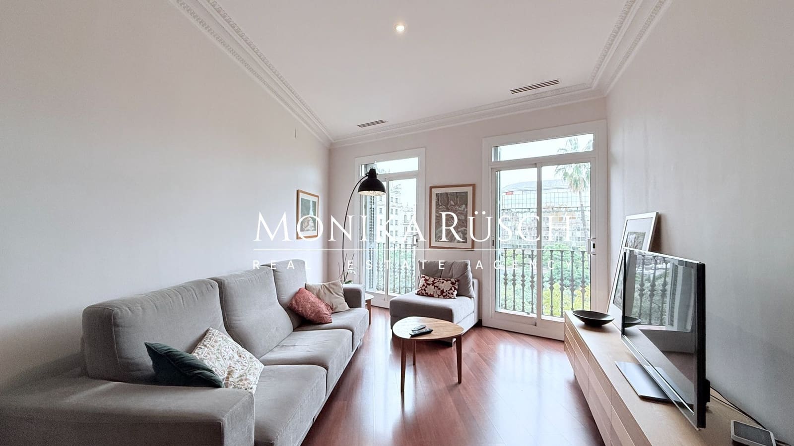 3 slaapkamer Flat te koop in Barcelona stad - € 680.000 (Ref: 9838871)