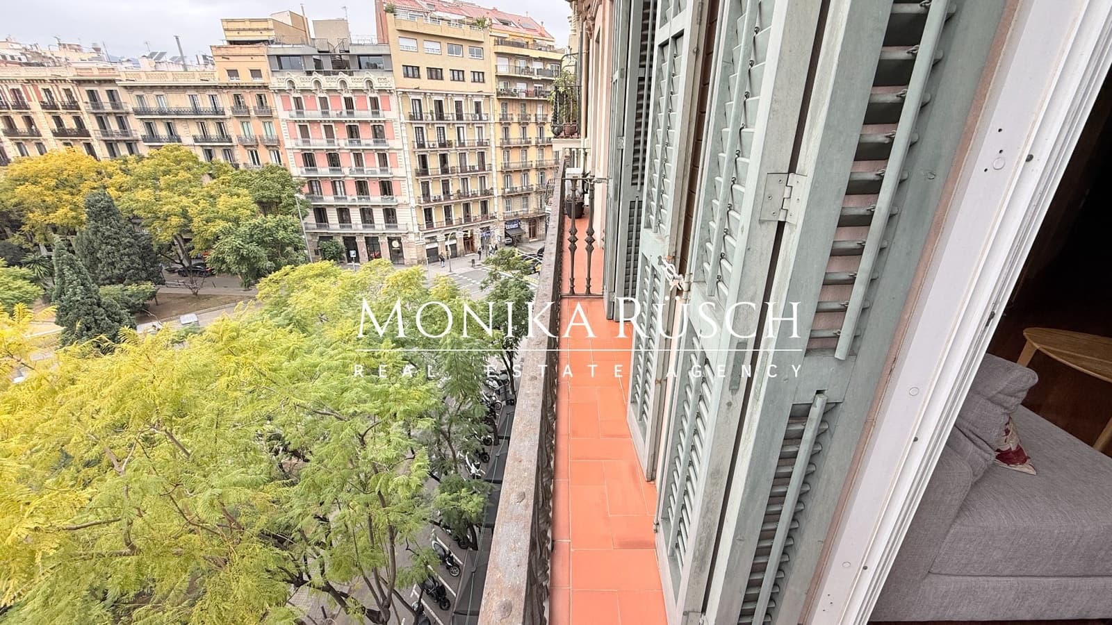 3 slaapkamer Flat te koop in Barcelona stad - € 680.000 (Ref: 9838871)