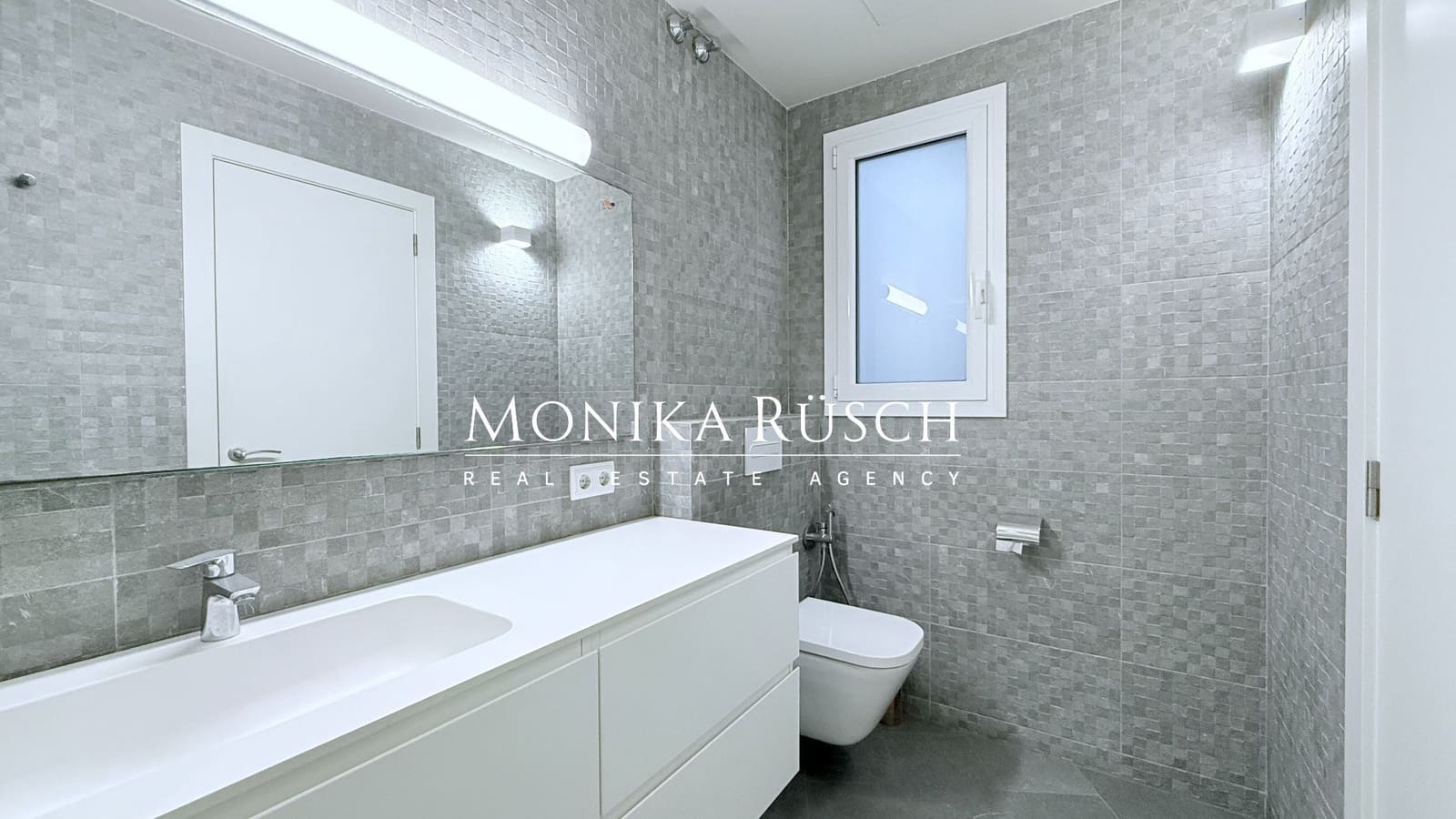 2 chambre Appartement à vendre à Barcelone ville - 775 000 € (Ref: 9838872)