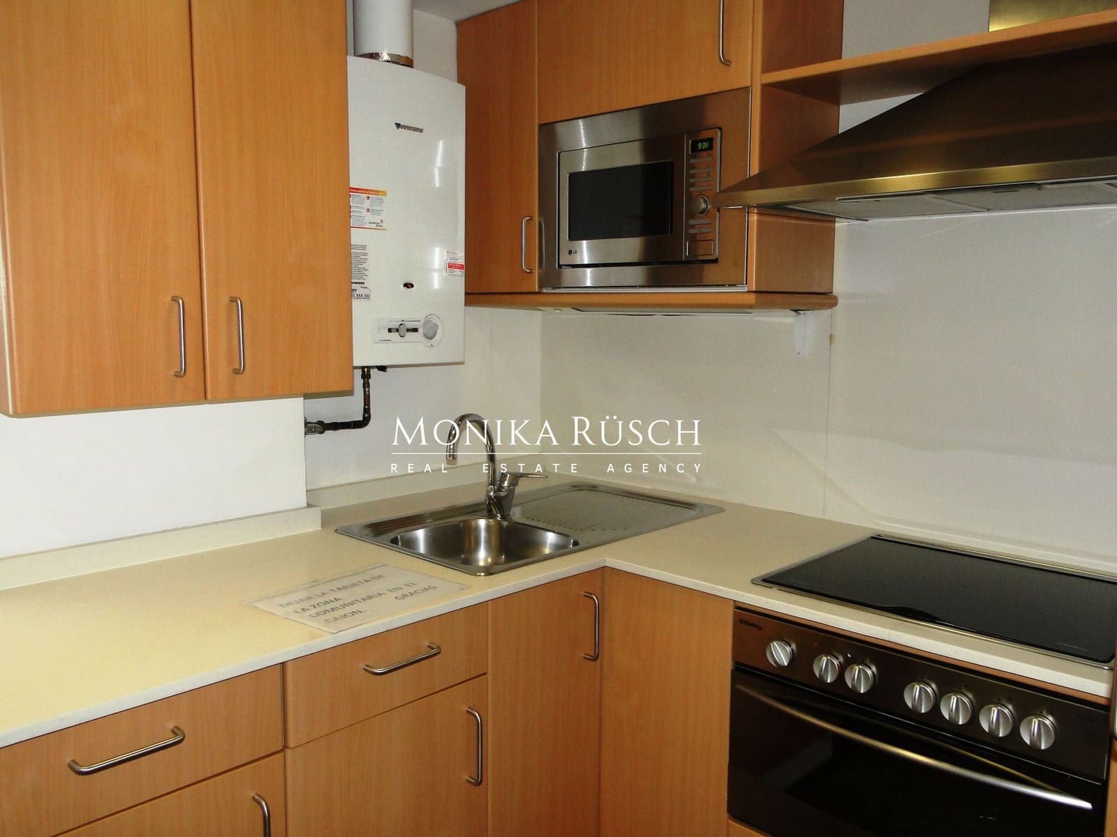 2 bedroom Flat for rent in Barcelona city with pool garage - € 1,978 (Ref: 9842113)