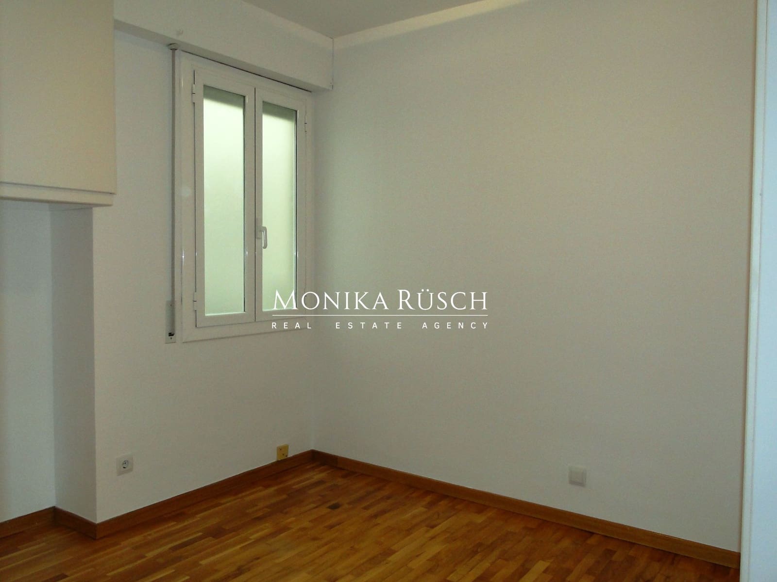 2 bedroom Flat for rent in Barcelona city with pool garage - € 1,978 (Ref: 9842113)