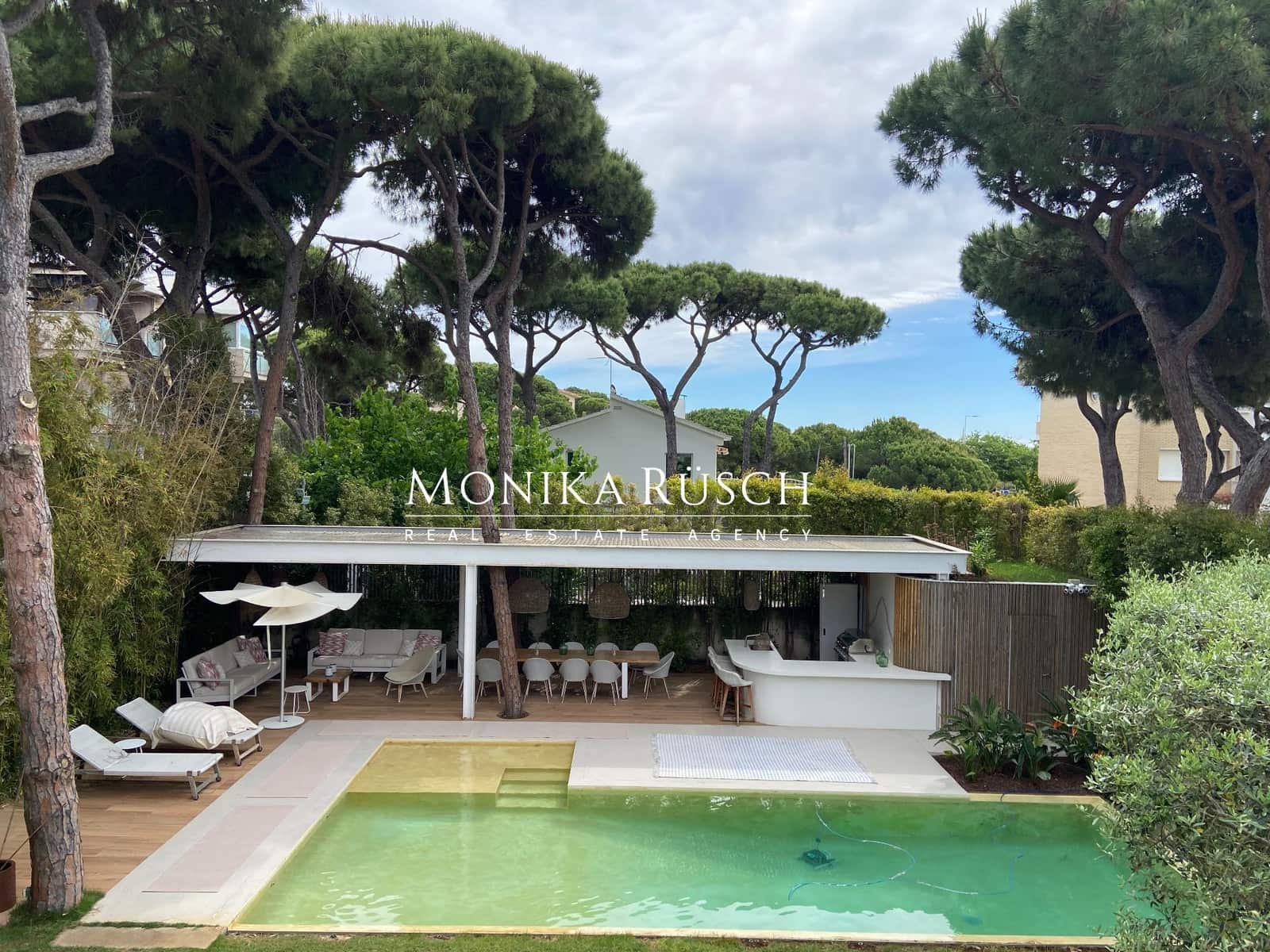 5 soveværelse Villa til leje i Castelldefels med swimmingpool garage - € 19.000 (Ref: 9844815)