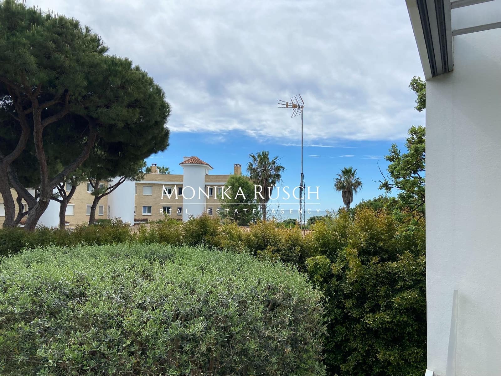 5 soveværelse Villa til leje i Castelldefels med swimmingpool garage - € 19.000 (Ref: 9844815)