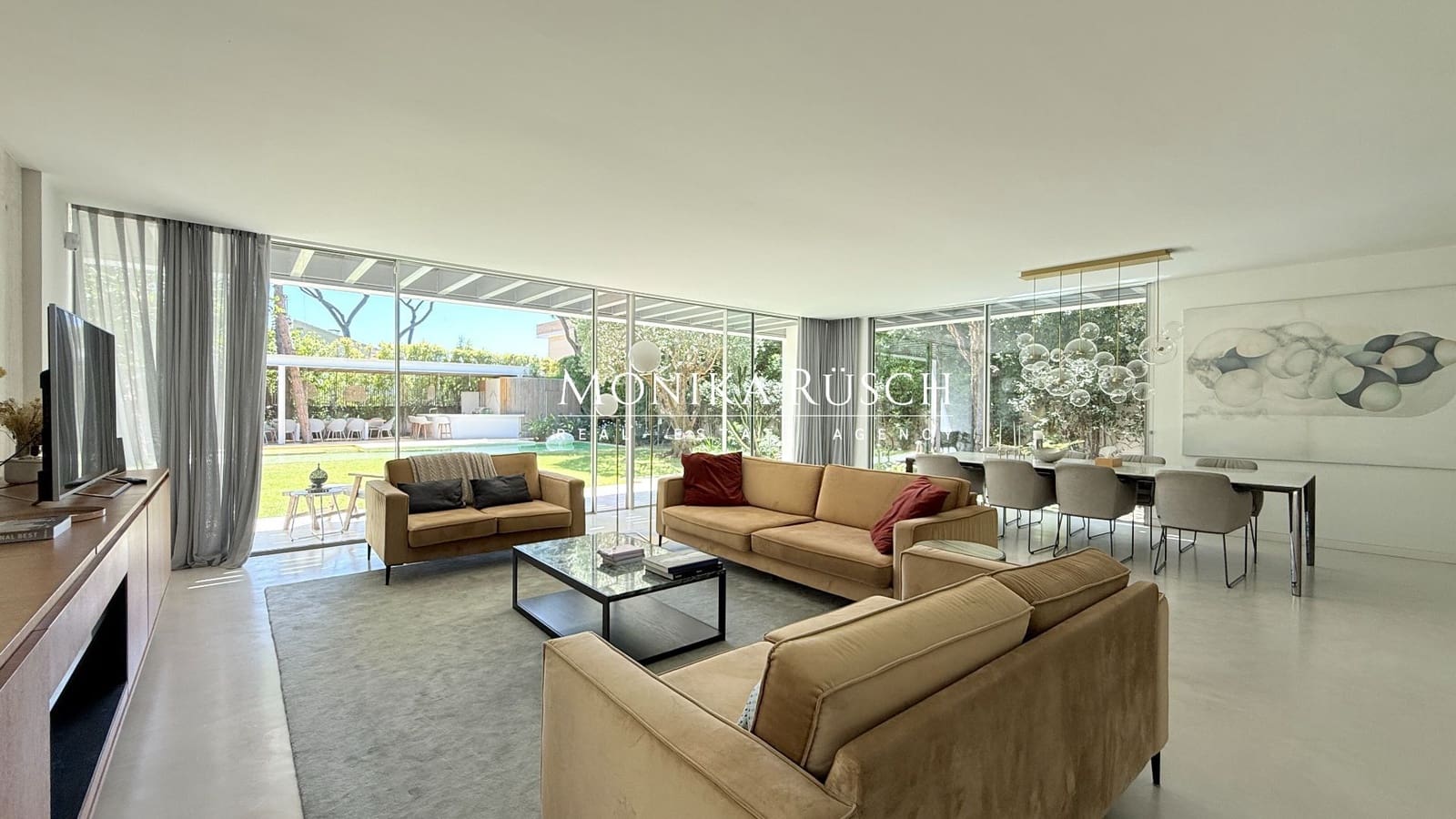 5 bedroom Villa for rent in Castelldefels with pool garage - € 18,000 (Ref: 9844815)