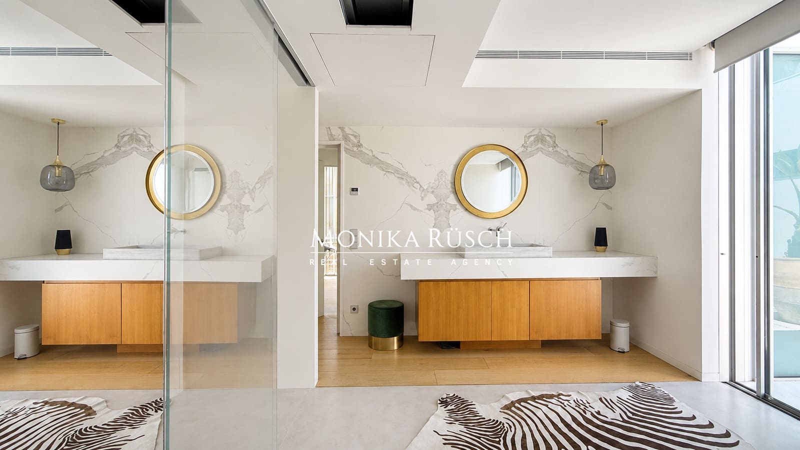 5 bedroom Villa for rent in Castelldefels with pool garage - € 18,000 (Ref: 9844815)