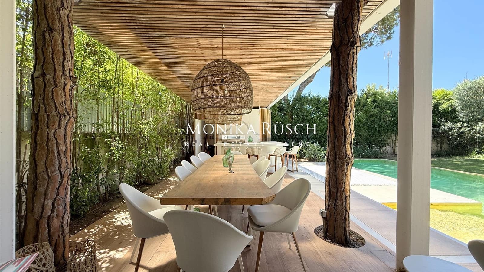 5 bedroom Villa for rent in Castelldefels with pool garage - € 18,000 (Ref: 9844815)