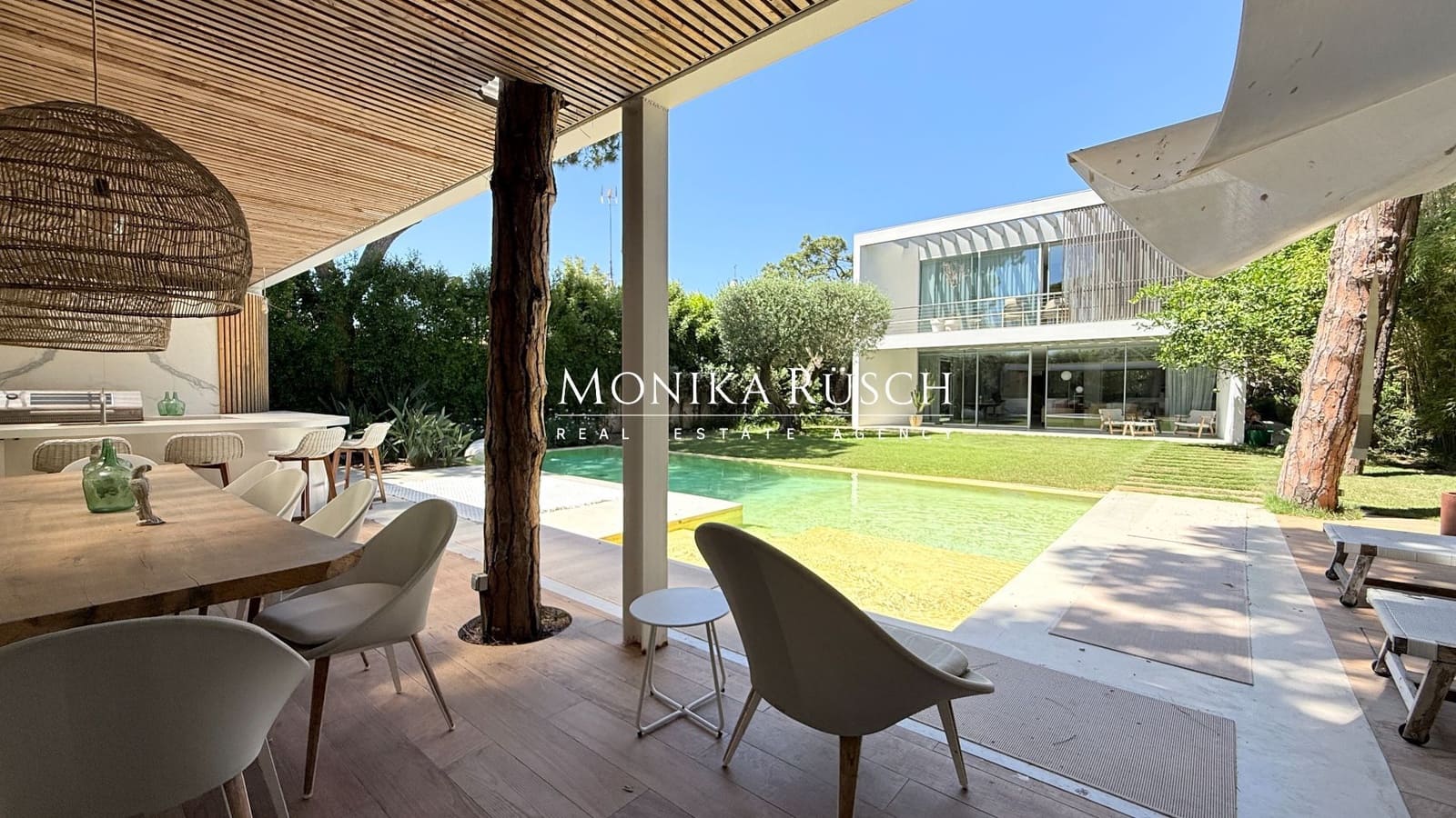 5 bedroom Villa for rent in Castelldefels with pool garage - € 18,000 (Ref: 9844815)