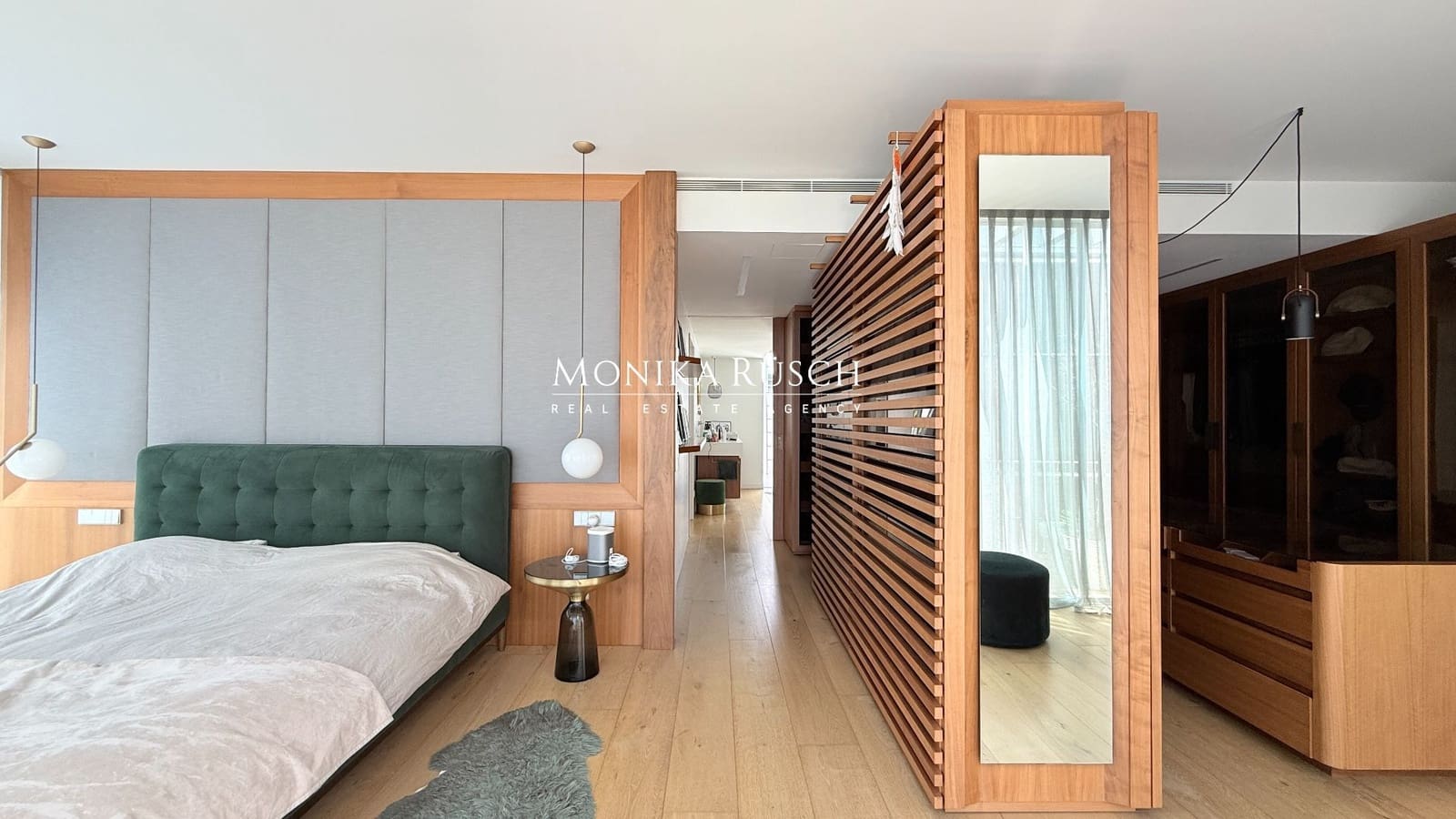 5 bedroom Villa for rent in Castelldefels with pool garage - € 18,000 (Ref: 9844815)