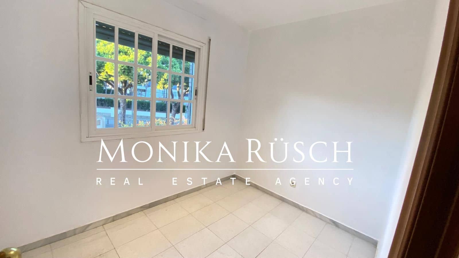 5 sovrum Semi-fristående Villa till salu i Castelldefels med pool garage - 980 000 € (Ref: 9864008)